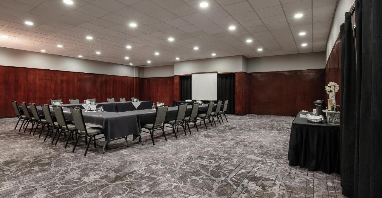 Pomeroy Hotel & Conference Centre Grande Prairie Kültér fotó