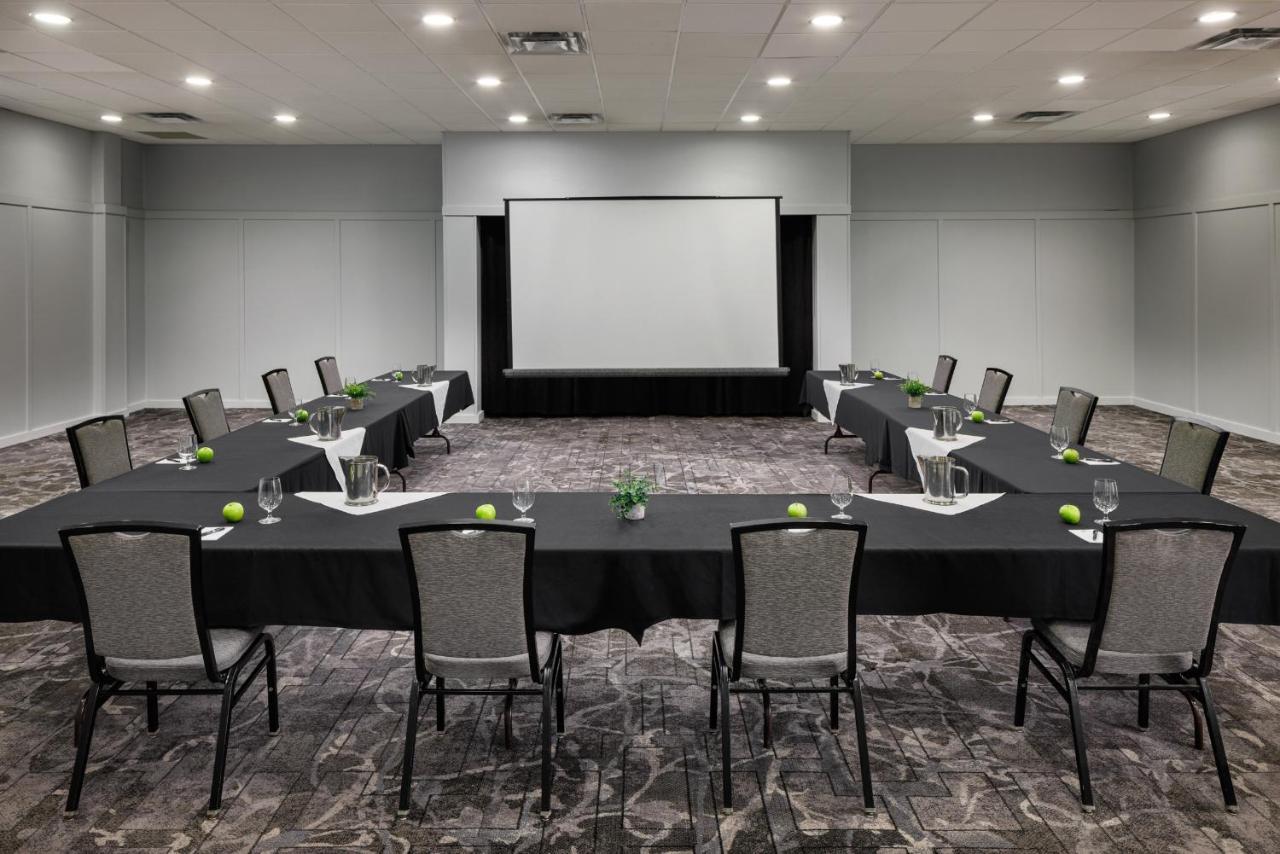 Pomeroy Hotel & Conference Centre Grande Prairie Kültér fotó